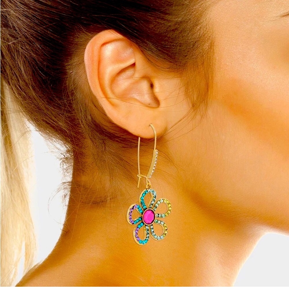 ✨NWT✨ BETSEY LOVE FEST OPEN HEART COLORFUL FLOWER DROP EARRINGS - Picture 3 of 5